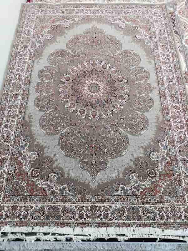 تصویر 4 از قیمت خرید فرش گردویی روشن با فروش عمده
